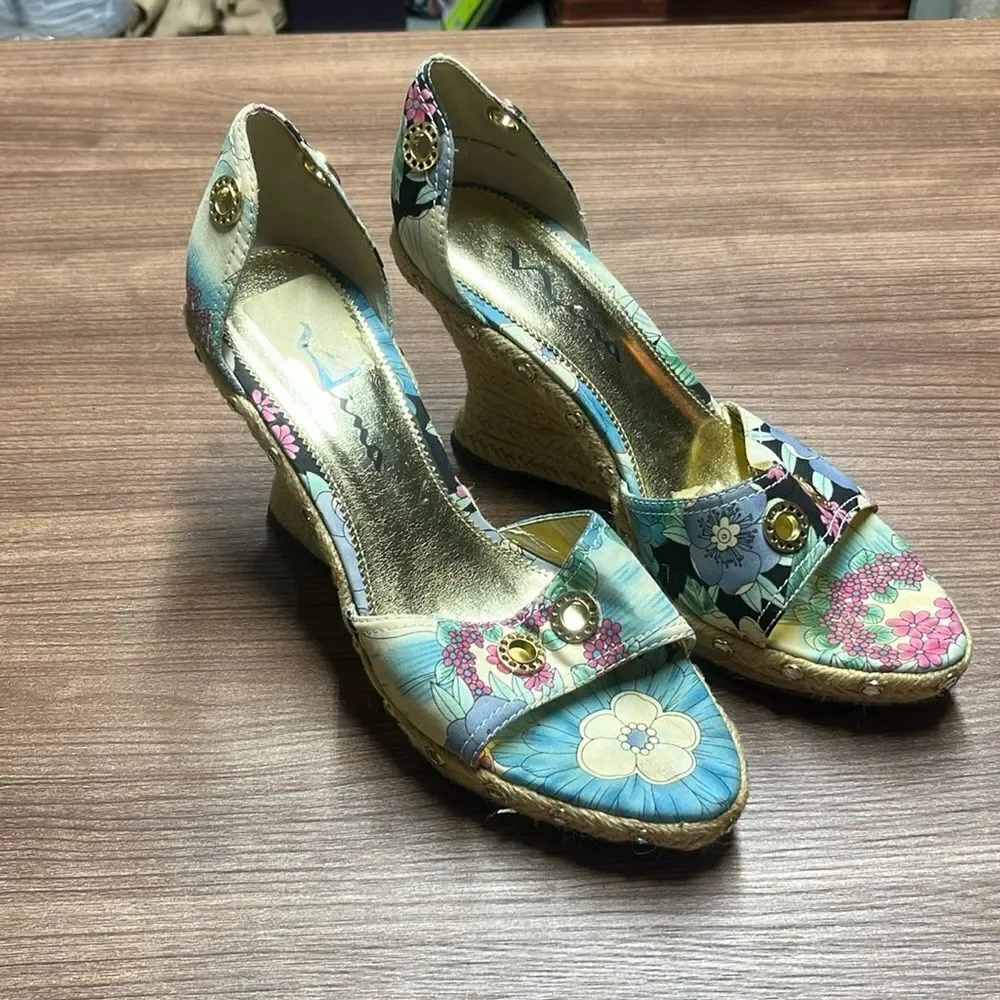 Nina floral wedges